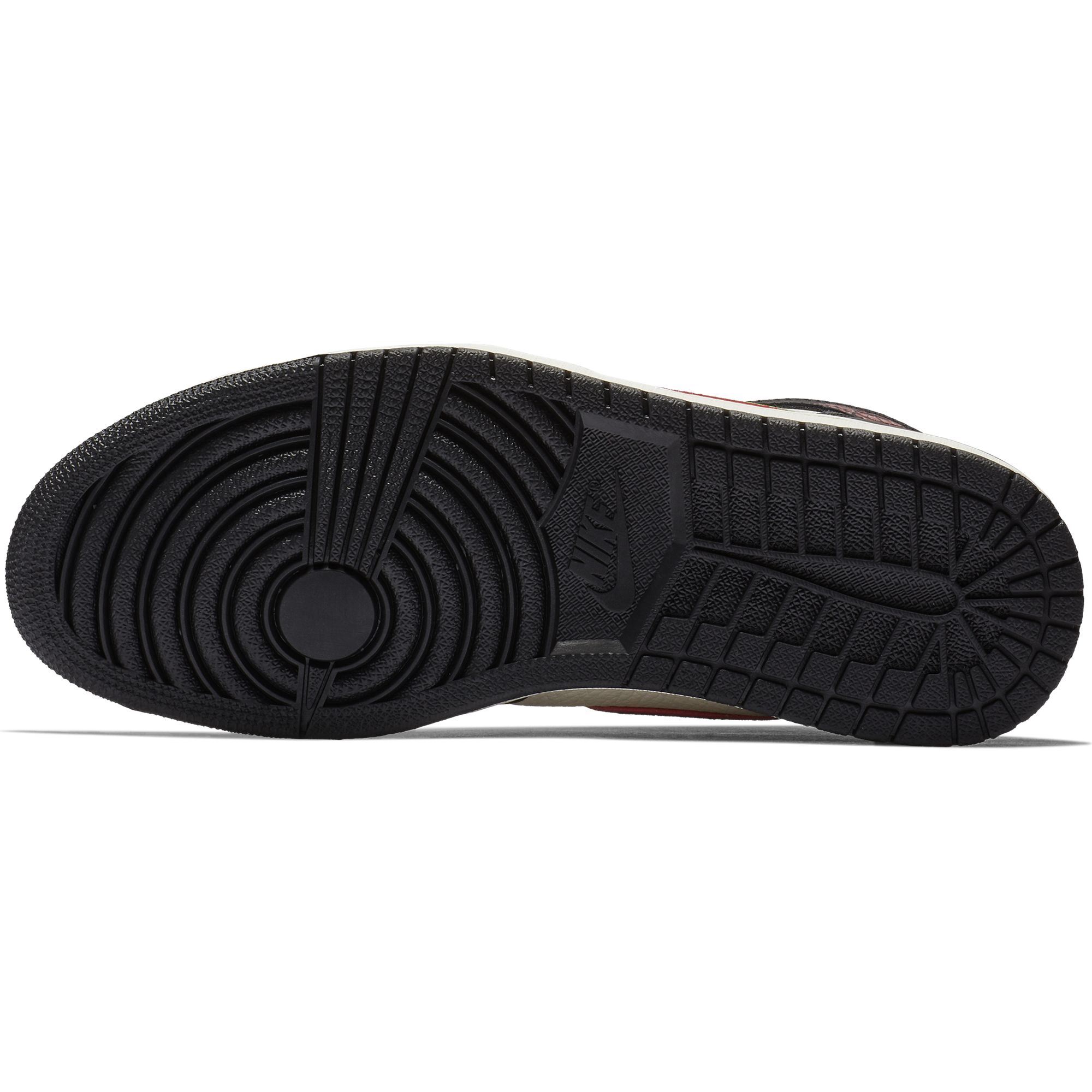 Купить Кроссовки Air Jordan 1 Retro High OG | 555088-015 в Москве или заказать доставку на Slamdunk.su