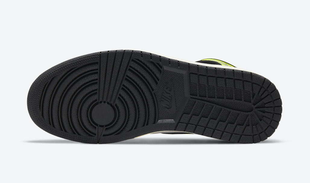 Кроссовки Air Jordan 1 Volt Gold | 555088-118