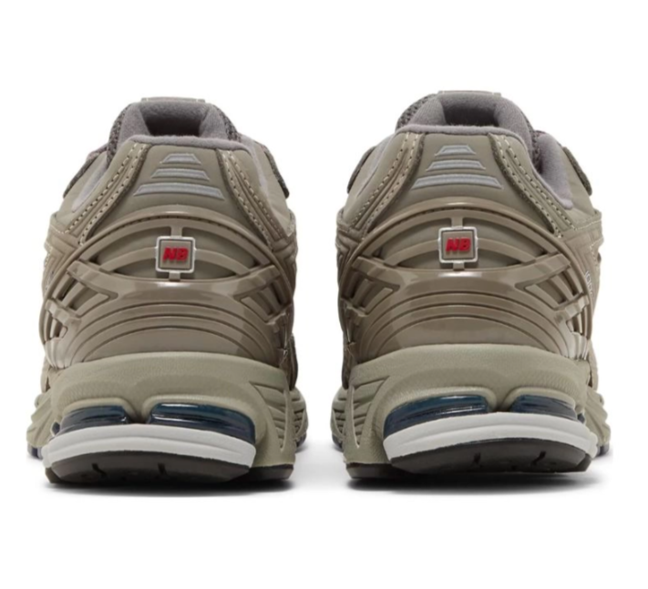 Кроссовки New Balance 1906R | M1906RB