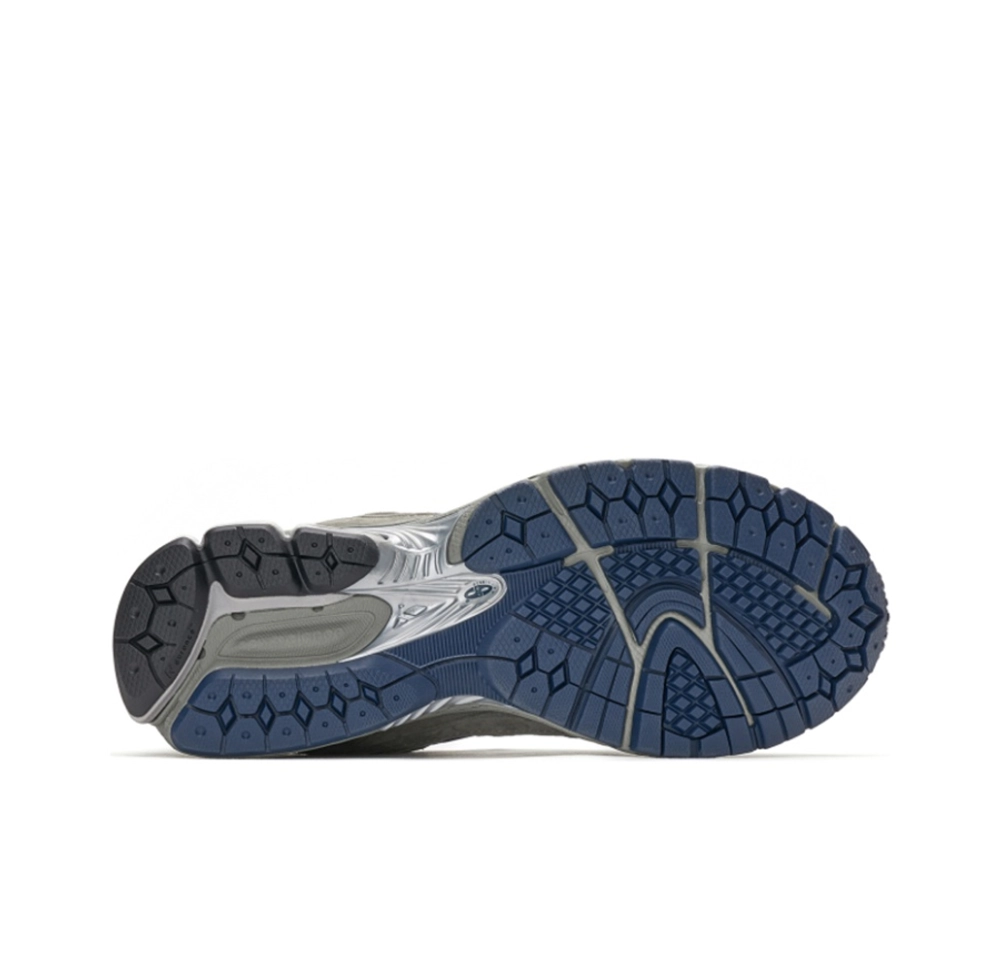 Купить Кроссовки New Balance 2002R | ML2002RA в Москве или заказать доставку на Slamdunk.su