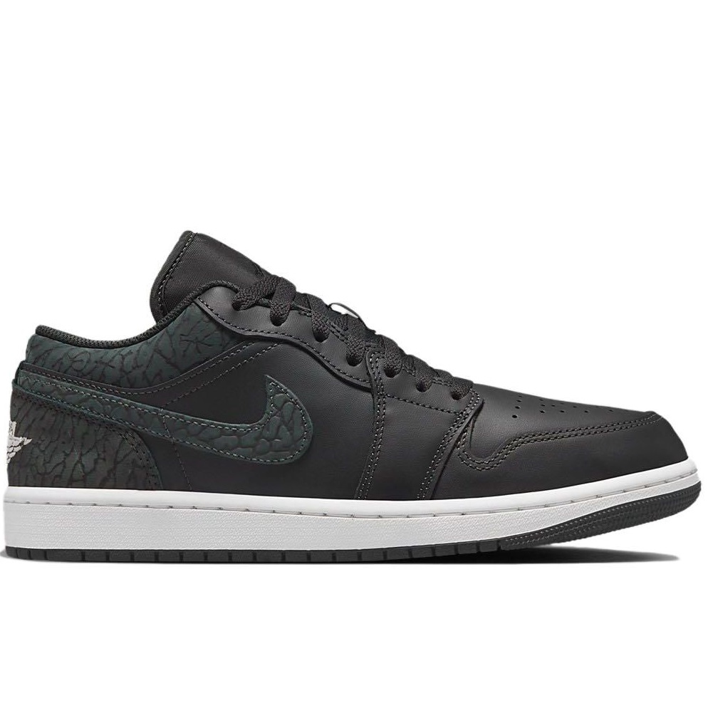 Jordan 1 Low SE