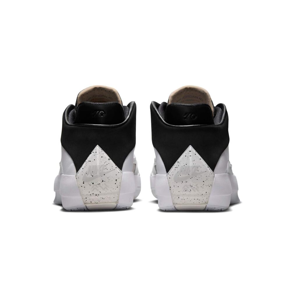 Купить Баскетбольные кроссовки Air Jordan 40 | HM9931-100 в Москве или заказать доставку на Slamdunk.su