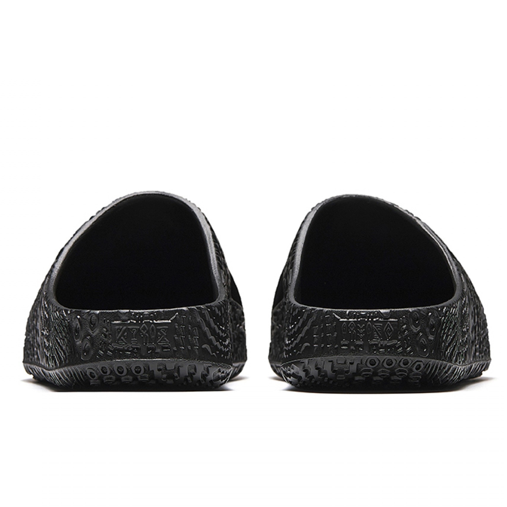 Купить Сланцы Anta KAI Hela Slide | 812531801-2 в Москве или заказать доставку на Slamdunk.su